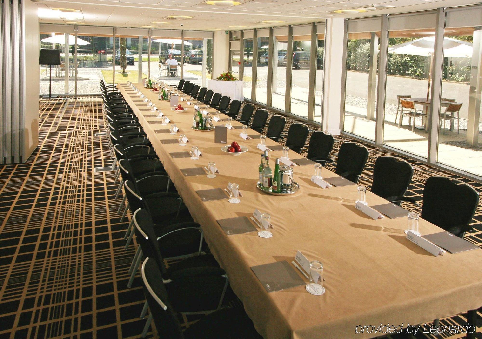 Beales Hotel Hatfield  Esterno foto