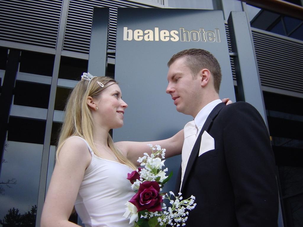 Beales Hotel Hatfield  Esterno foto