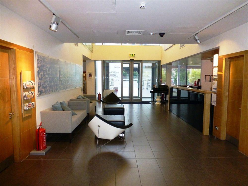 Beales Hotel Hatfield  Esterno foto