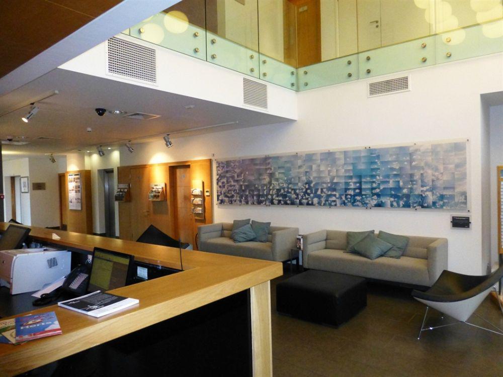 Beales Hotel Hatfield  Esterno foto