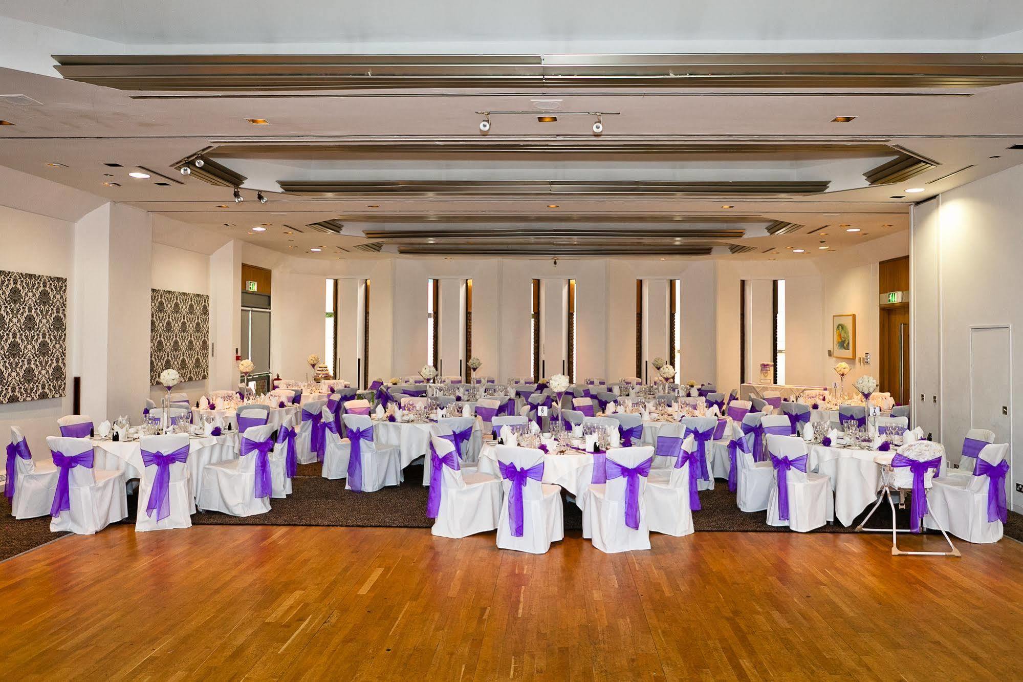 Beales Hotel Hatfield  Esterno foto