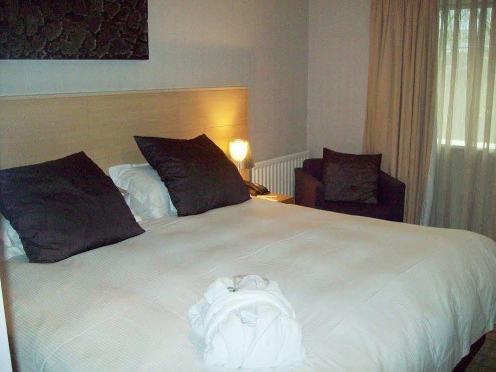 Beales Hotel Hatfield  Esterno foto